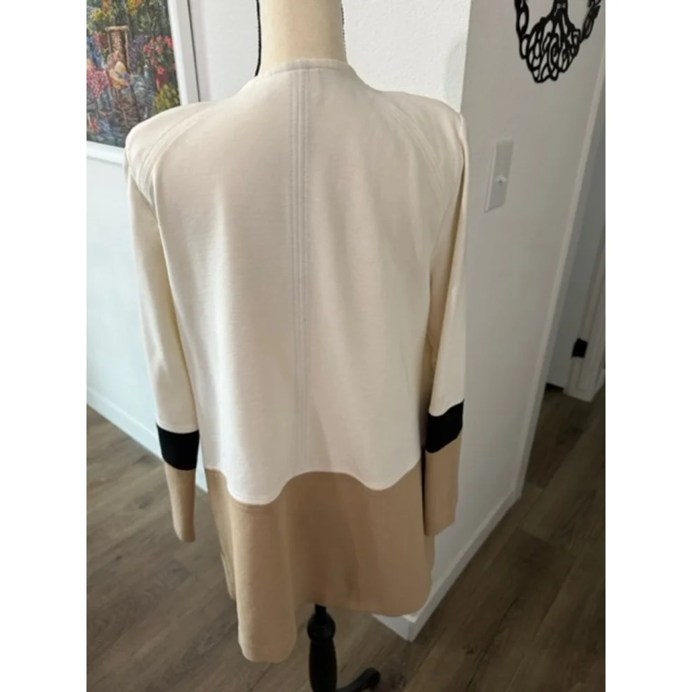 Women's Chico's Colorblock Blazer M Beige White Black‎